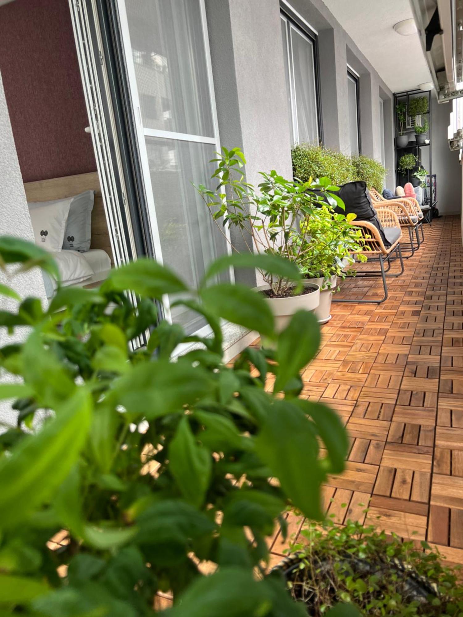Astra Urban Garden Apartment, 2 Garage Parking Spaces Zagreb Bagian luar foto